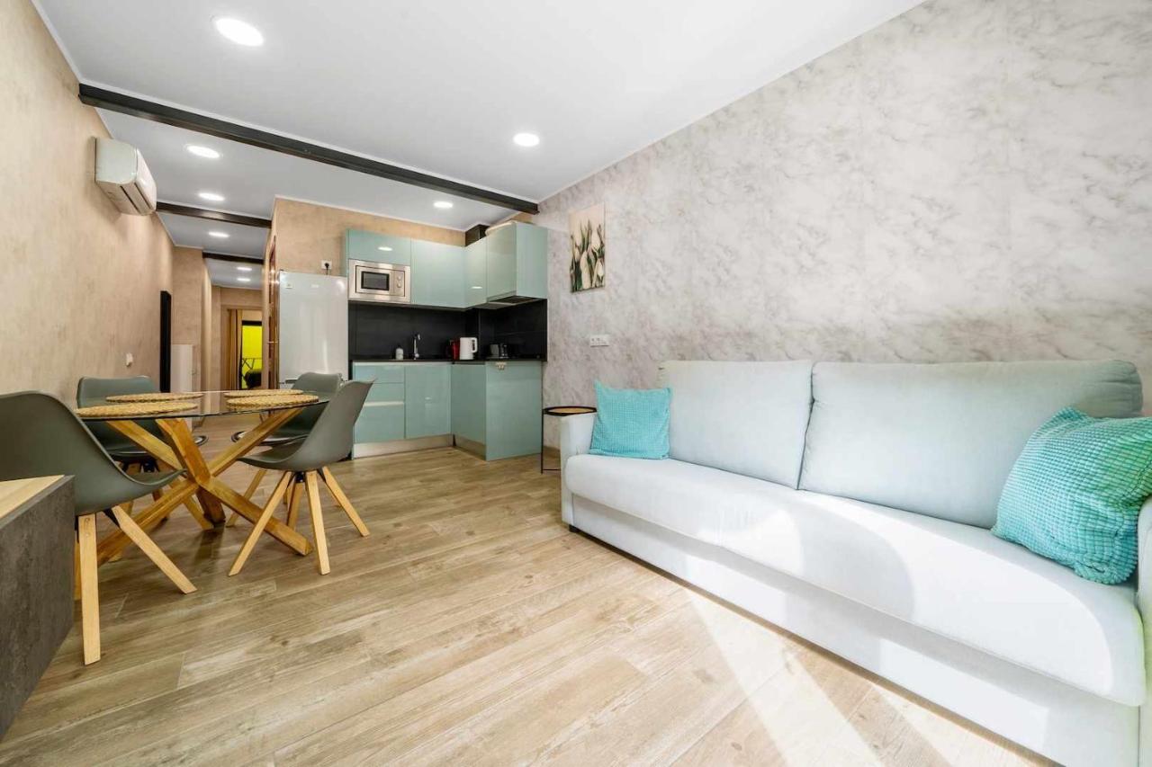 Apartments Lilia 雷乌斯 客房 照片