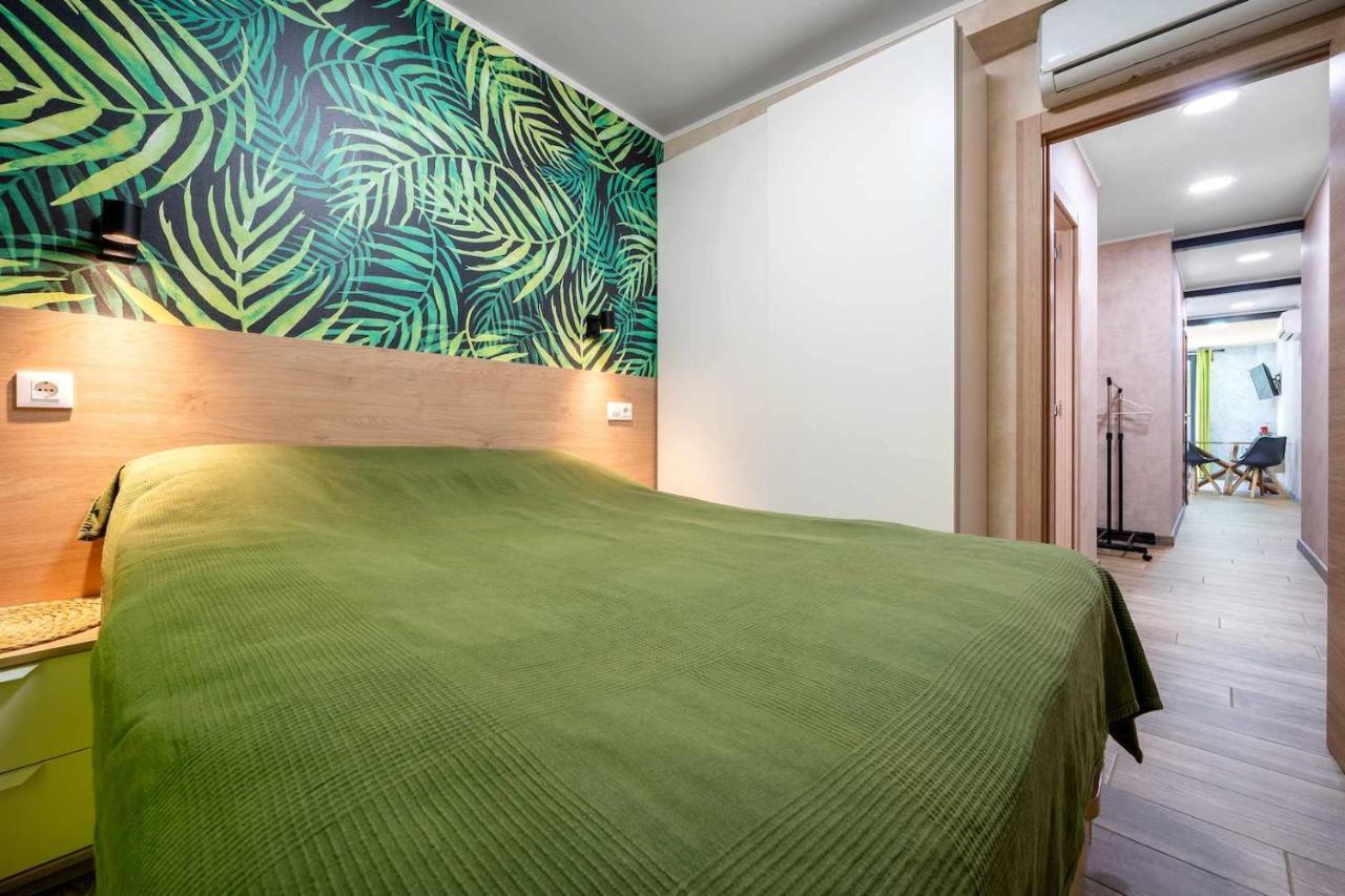Apartments Lilia 雷乌斯 客房 照片
