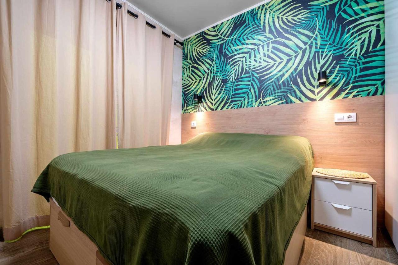 Apartments Lilia 雷乌斯 客房 照片